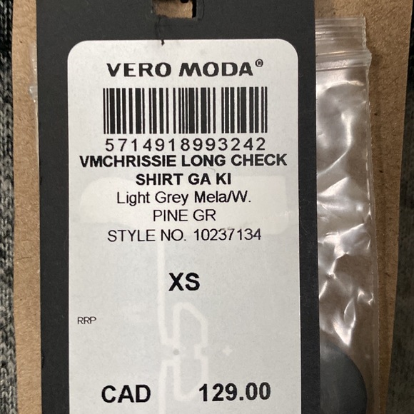 -Vero Moda Chrissie Gray Plaid Shacket XS Nordstrom NWT - Picture 8 of 12